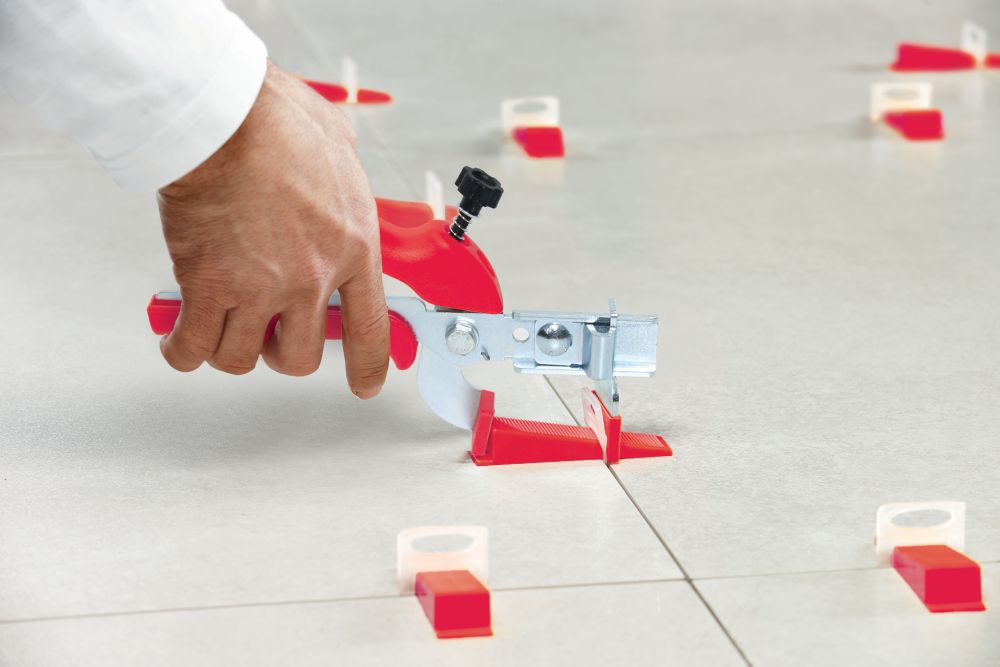 Metal pliers for leveling clips and wedges - Image 2