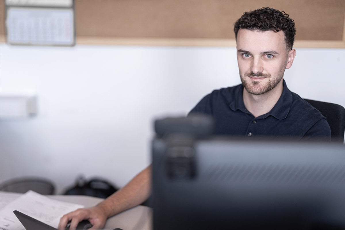 Kontakt-Aussendienst_Slider_1_1200x800