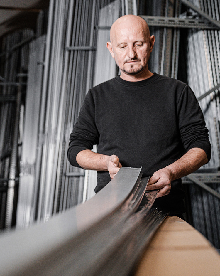 Unternehmen-Ueber_uns_Slider_mittig_2_750x940_mobil