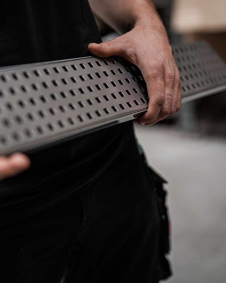 Unternehmen-Ueber_uns_Slider_mittig_3_750x940_mobil